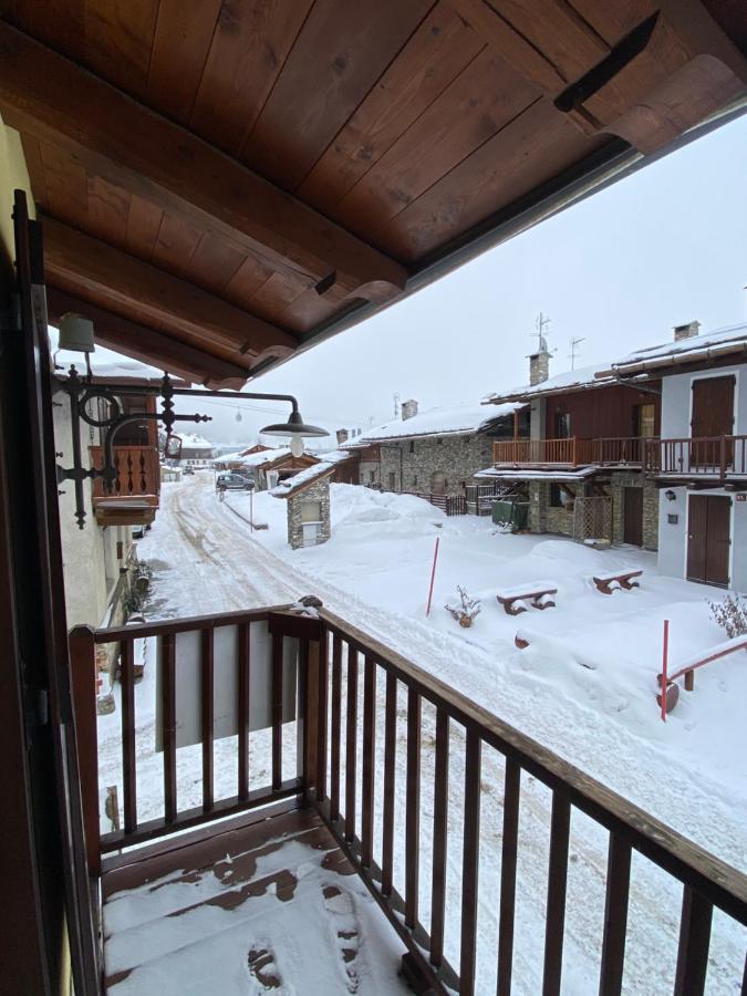 Baita Arianna Appartement Colle Colle Sestriere Buitenkant foto