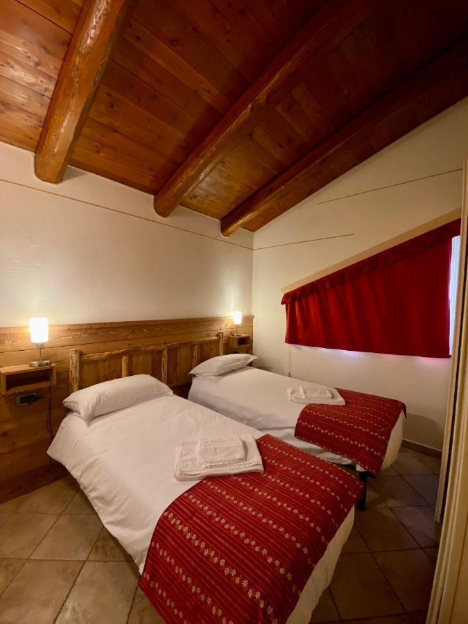 Baita Arianna Appartement Colle Colle Sestriere Buitenkant foto