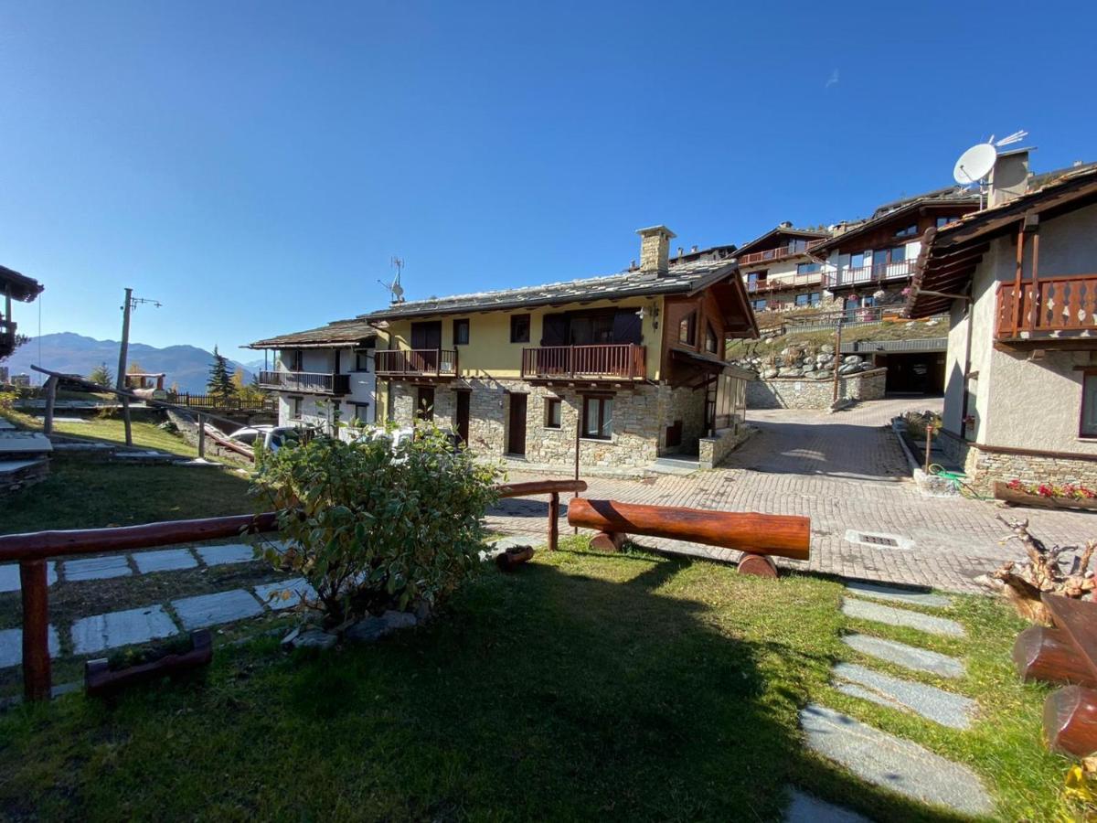 Baita Arianna Appartement Colle Colle Sestriere Buitenkant foto