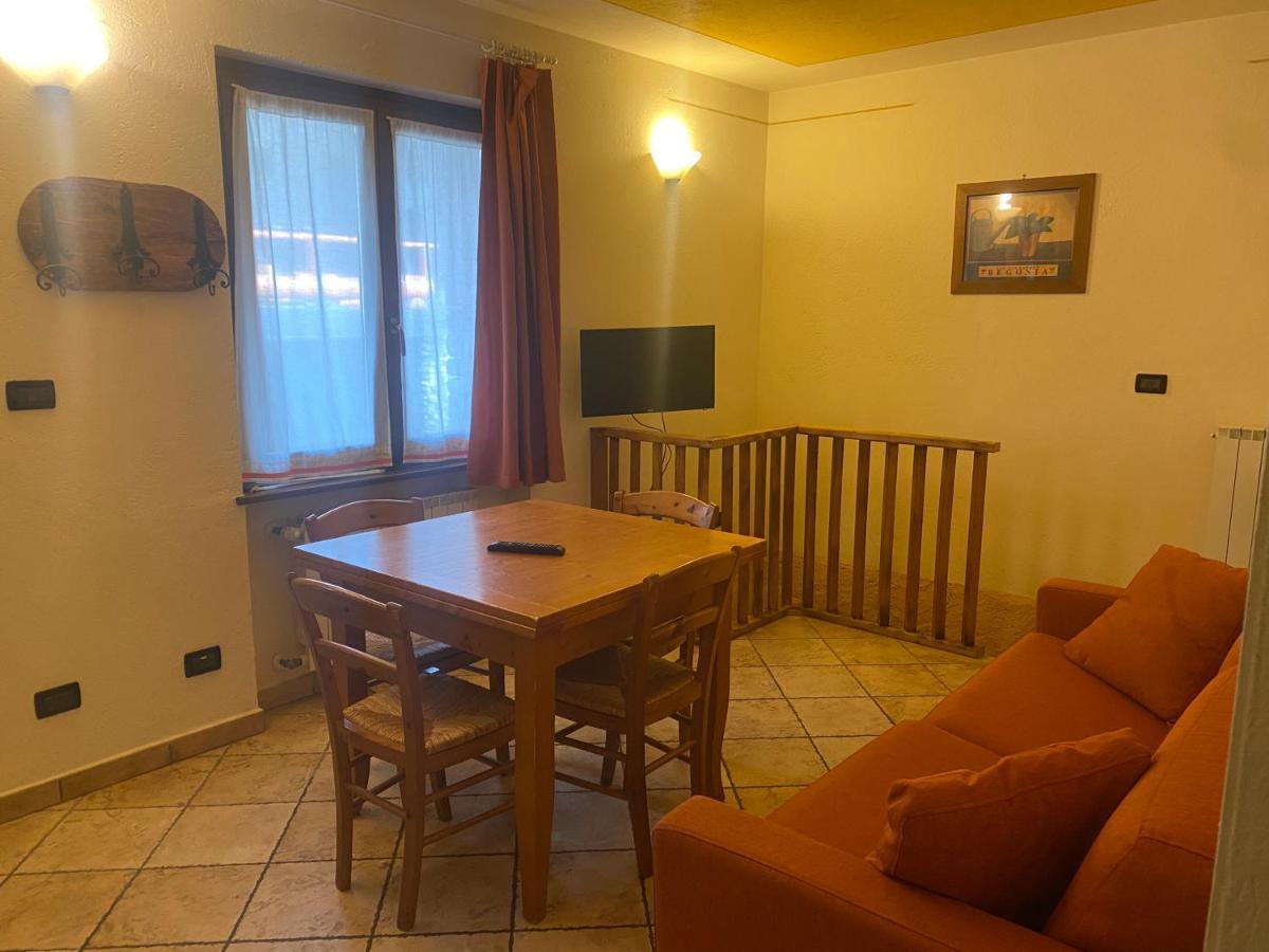Baita Arianna Appartement Colle Colle Sestriere Buitenkant foto