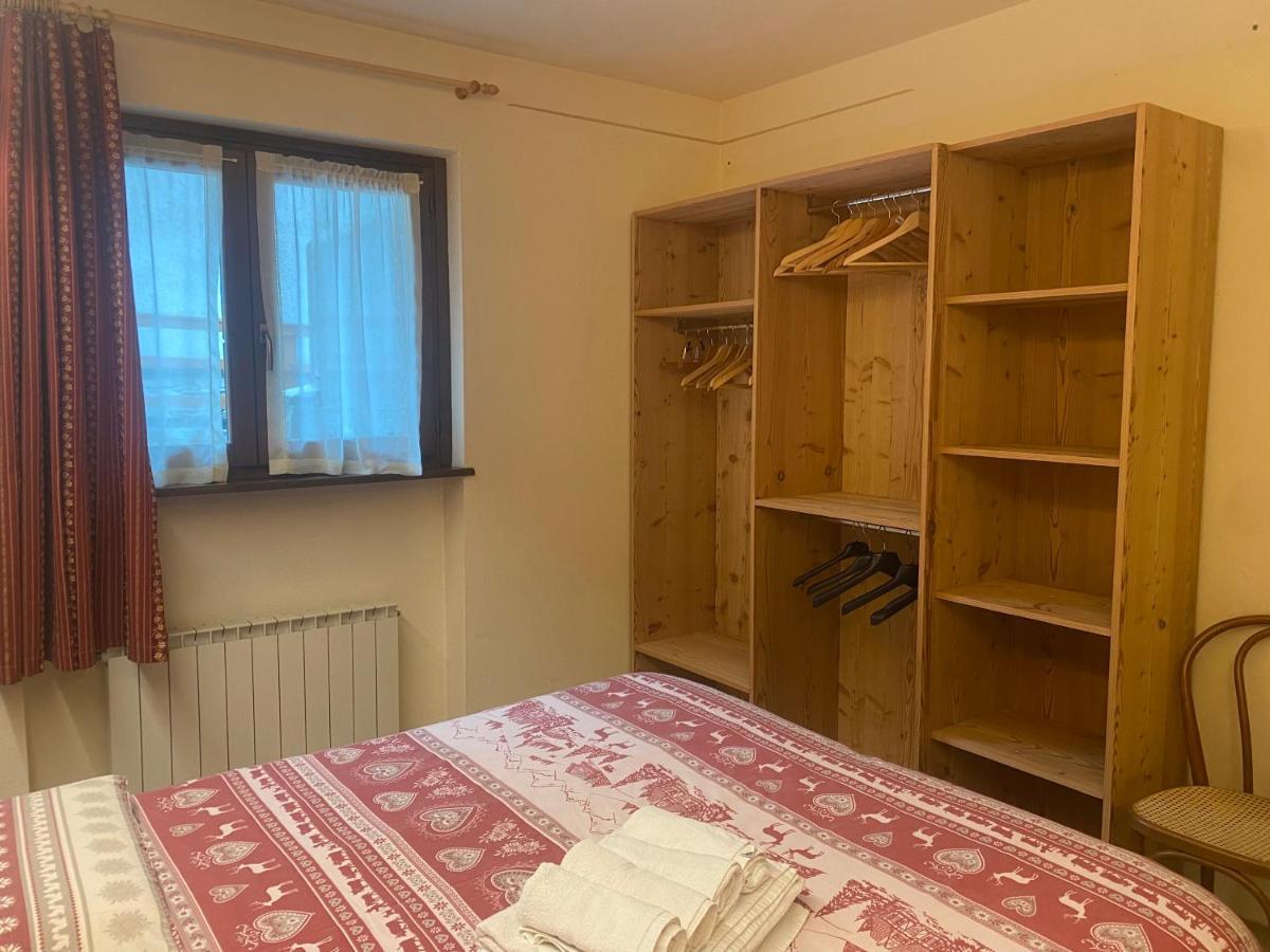 Baita Arianna Appartement Colle Colle Sestriere Buitenkant foto