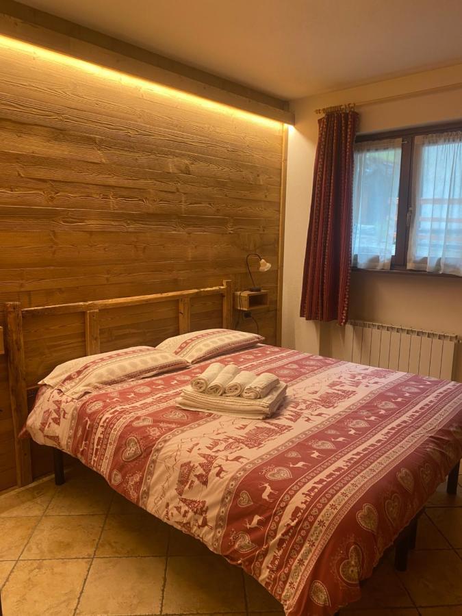 Baita Arianna Appartement Colle Colle Sestriere Buitenkant foto