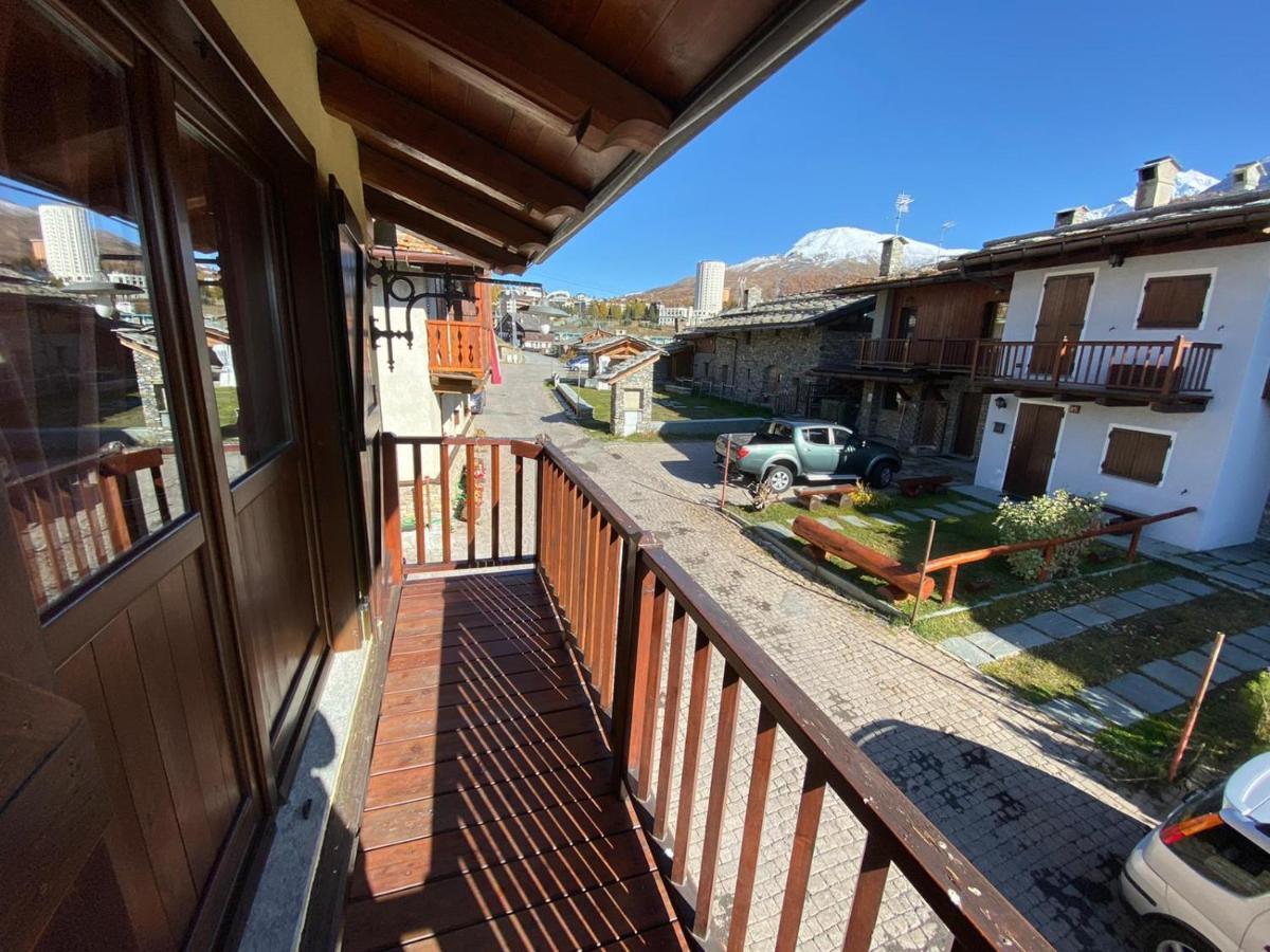 Baita Arianna Appartement Colle Colle Sestriere Buitenkant foto